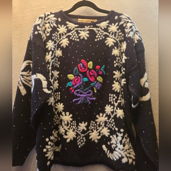 Vintage 80s Embroidered Floral Knit Sweater Black White Folk Size M/L - Picture 4 of 7